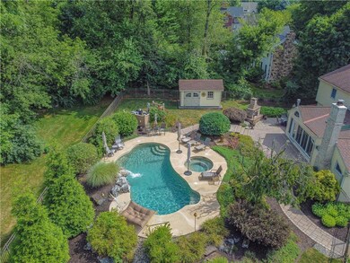 4399 Driftwood Ln, Allentown, PA 18103 - photo 4