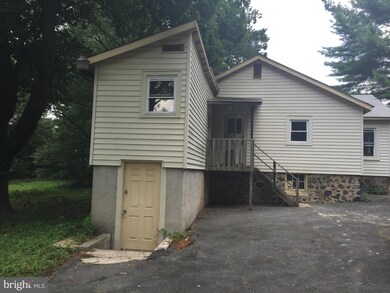 8423 Windsor Mill Rd, Windsor Mill, MD 21244 - photo 6