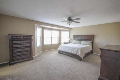 Master Bedroom (2)