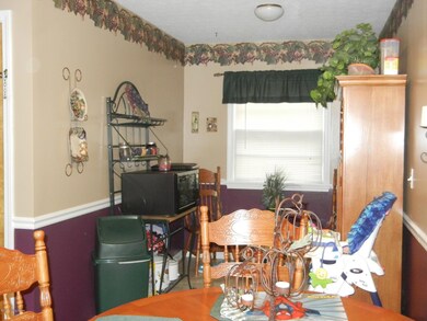 8105 Jasmine Ln, Louisville, KY 40228 - photo 6