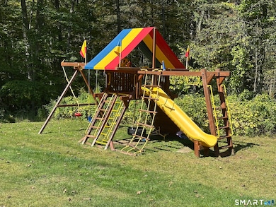 6 Katrina Cir, Bethel, CT 06801 - photo 3