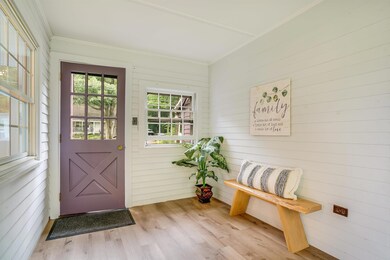 28 Norwich St, Concord, NH 03301 - photo 2