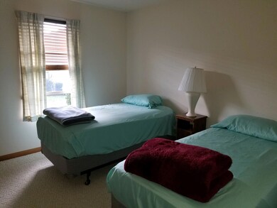 3800 Yale bed 1