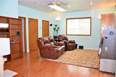 8015 219th St SW, Edmonds, WA 98026 - photo 7