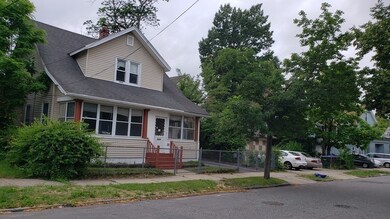 28 Shawmut St, Springfield, MA 01108 - photo 2