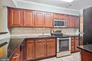 10811 Hampton Mill Terrace unit 518 (210 ON DOOR), Rockville, MD 20852 - photo 5