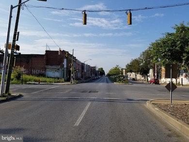 1607 N Fulton Ave, Baltimore, MD 21217 - photo 3
