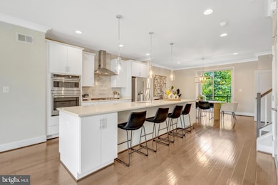 4912 Trail Vista Ln, Chantilly, VA 20151 - photo 4