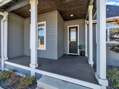 3118 SW 2nd St, McMinnville, OR 97128 - photo 5