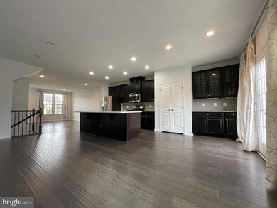 18055 Red Mulberry Rd, Dumfries, VA 22026 - photo 3