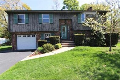 14 Whittemore Ln, Stoneham, MA 02180 - photo 2