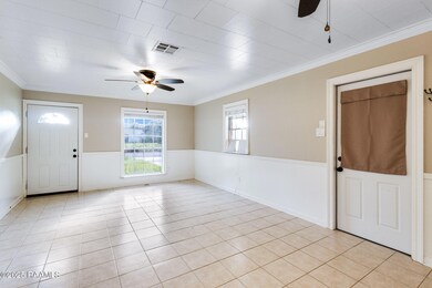 335 Crip Ln, Duson, LA 70529 - photo 2