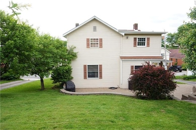 324 N 2nd St, West Newton, PA 15089 - photo 2