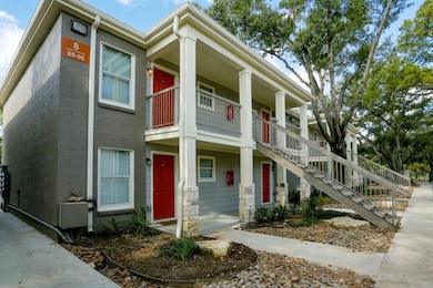 1600 W T C Jester Blvd unit 76, Houston, TX 77008 - photo 5