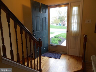 421 Maple Glen Cir unit 421, Pottstown, PA 19464 - photo 3