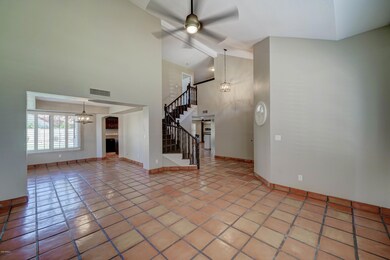 13827 N 19th Pl-5