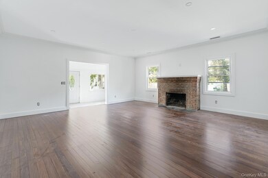 1802 Amazon Rd, Mohegan Lake, NY 10547 - photo 6