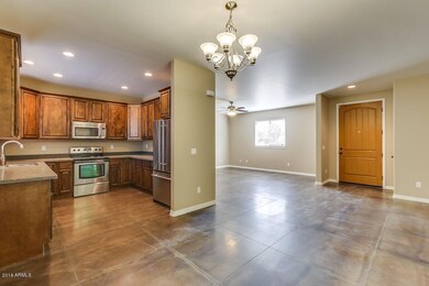 2242 E Palm Ln, Phoenix, AZ 85006 - photo 2