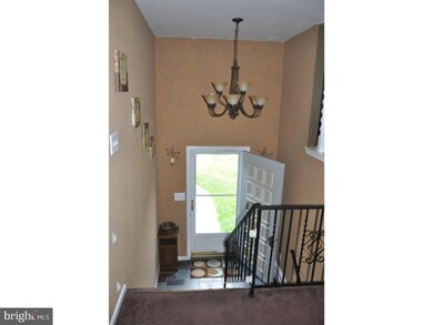 210 Yetten Cir, Tamaqua, PA 18252 - photo 2