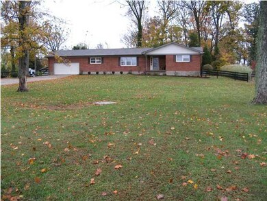 3398 Bells Mill Rd, Shepherdsville, KY 40165 - photo 2