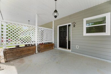 319 Cliffhouse Road Lakefront Duplex