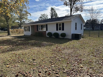 415 Florida Ave, New Ellenton, SC 29809 - photo 3