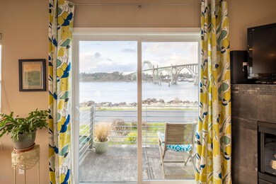 2622 SW Brant St, Newport