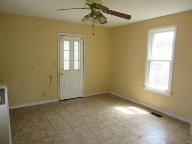 521 E Mulberry St, Lancaster, OH 43130 - photo 3