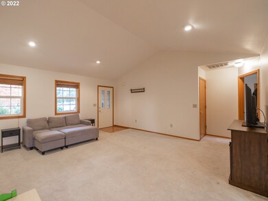 755 SE Justin St, Sheridan, OR 97378 - photo 4