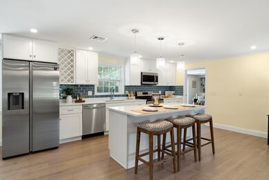 47 Juniper Ln, Framingham, MA 01701 - photo 6