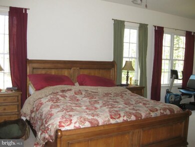 902 Lakeview Pkwy, Locust Grove, VA 22508 - photo 2