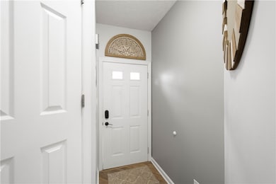 193 Old Village Ln, Bethel Park, PA 15102 - photo 3