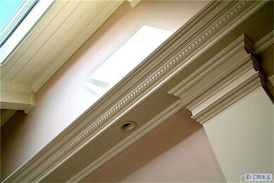 Gorgeous Molding