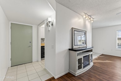 13721 N 98th Ave unit C, Sun City, AZ 85351 - photo 5