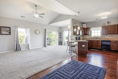 1710 Nowlin Ave unit 109, Greendale, IN 47025 - photo 3