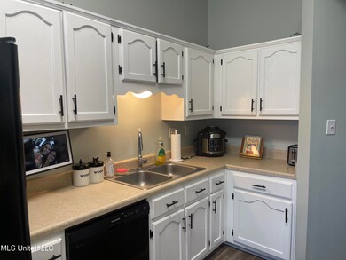 83EEEE2E-A493-4FDA-84DE-E884A07C708D