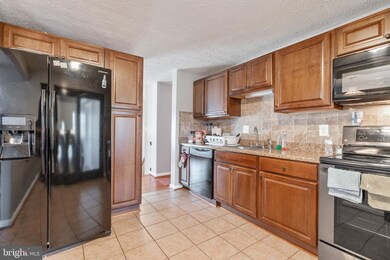 9223 Briarchip St, Laurel, MD 20708 - photo 6