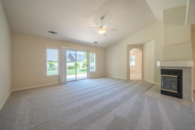 2184 Darsha Ln-12