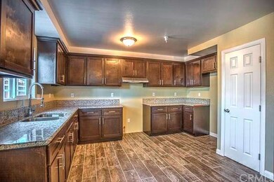 1619 E 117th Place, Los Angeles, CA 90059 - photo 3