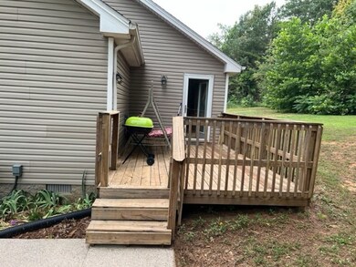 332 Pine Hill Dr, Hopkinsville, KY 42240 - photo 5