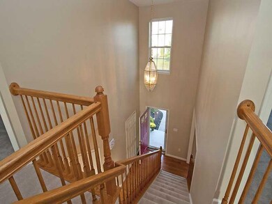 Entry/Foyer.