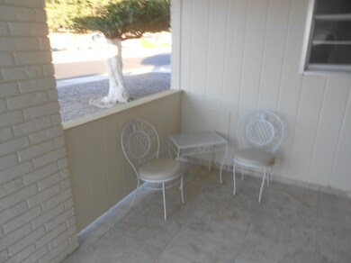 EDWARD ENTRY WITH FURNITURE