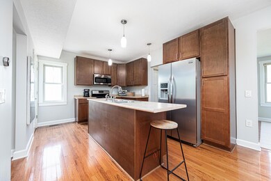 1277 n 5th 017