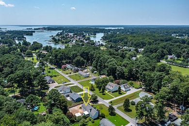 143 Sutton Ave, Reedville, VA 22539 - photo 6