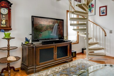 007_Living Room