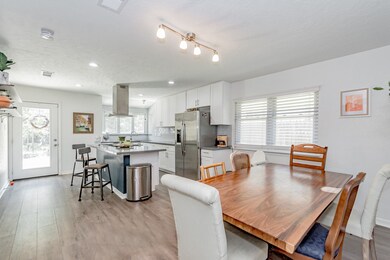 16930 Creek Line Dr, Friendswood, TX 77546 - photo 5