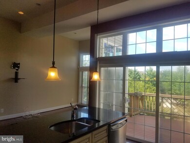 9274 Laurel Ridge Crossing Rd, Lorton, VA 22079 - photo 5