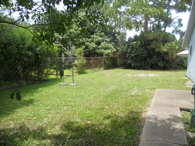 Large Sideyard