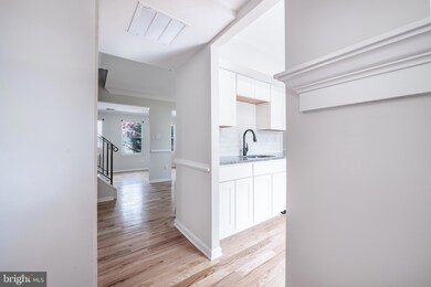 6921 Scotch Dr, Laurel, MD 20707 - photo 4