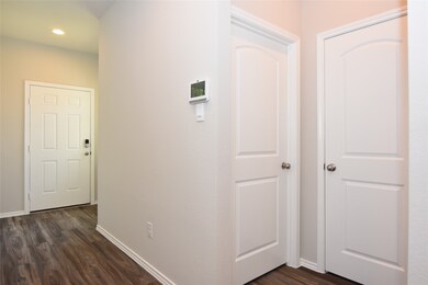 Utility room / coat closet